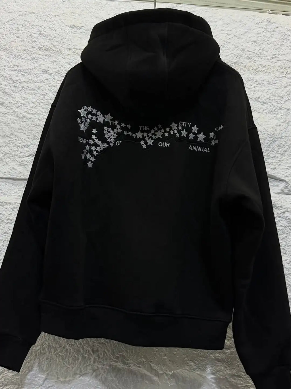 Hoodie hood and cuffs detail