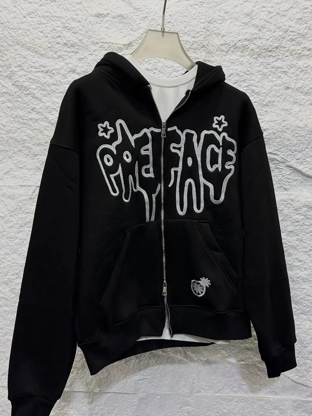 Hoodie drop-shoulder cut
